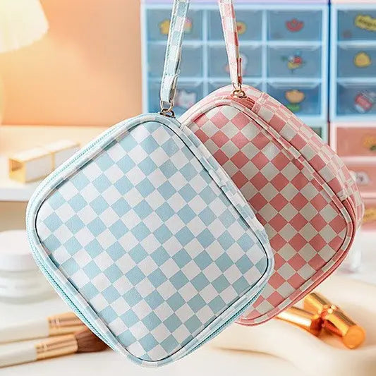 Travel Checker Make-up Pouch