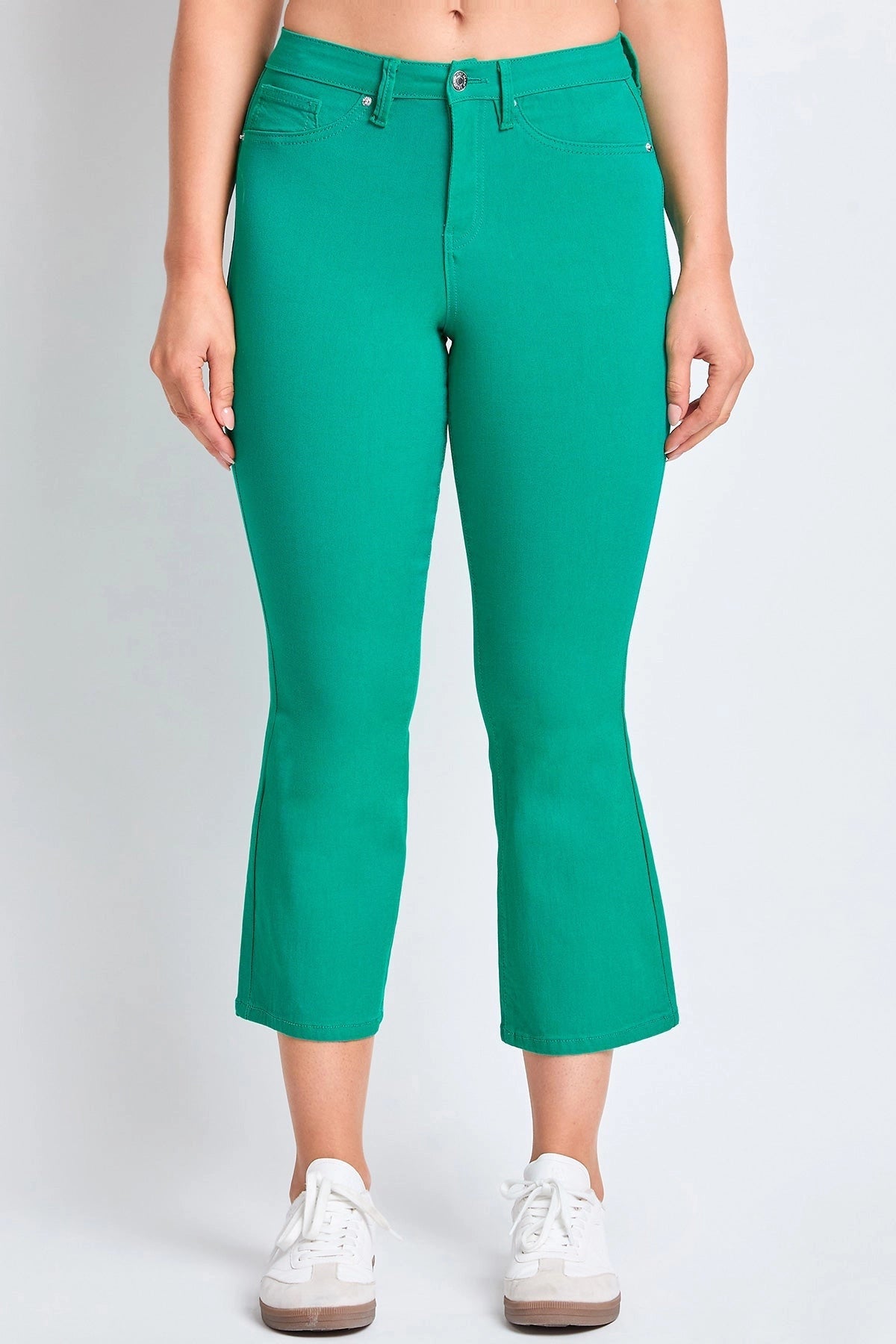 Close-up view Green Hyperstretch Cropped Kick Flare Leg Pants